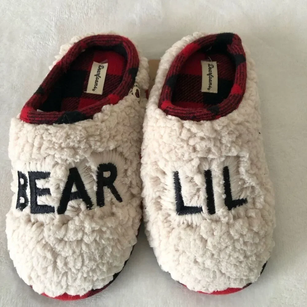 New dearfoams kids slippers, kids size 13/1